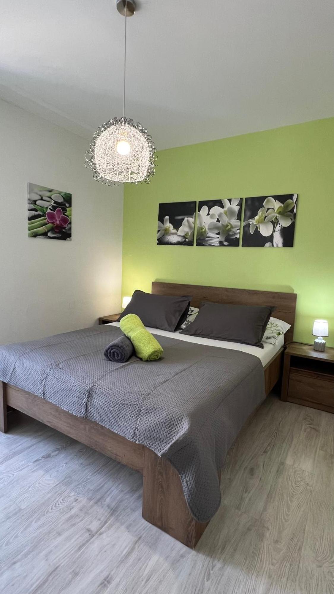 Lilikoi Apartment Mostar Bagian luar foto