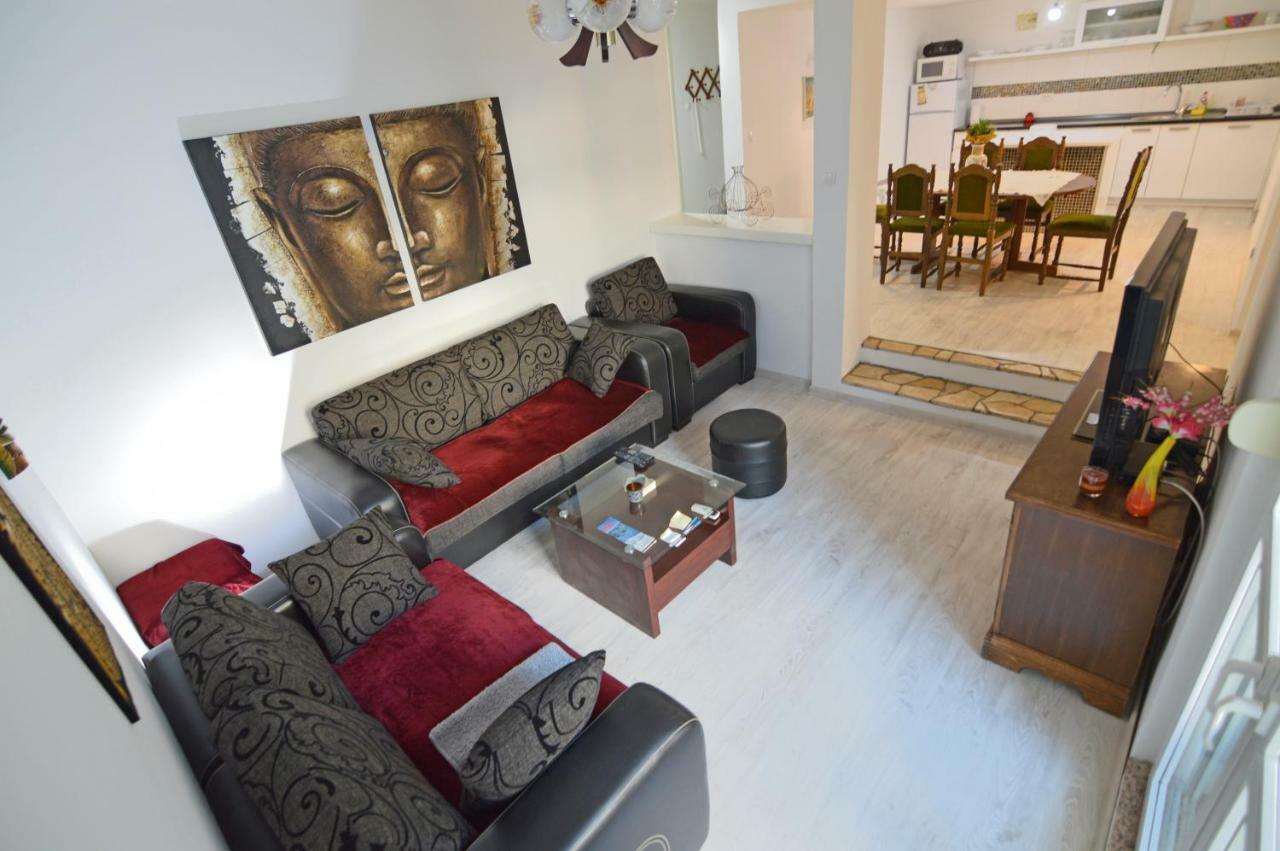 Lilikoi Apartment Mostar Bagian luar foto